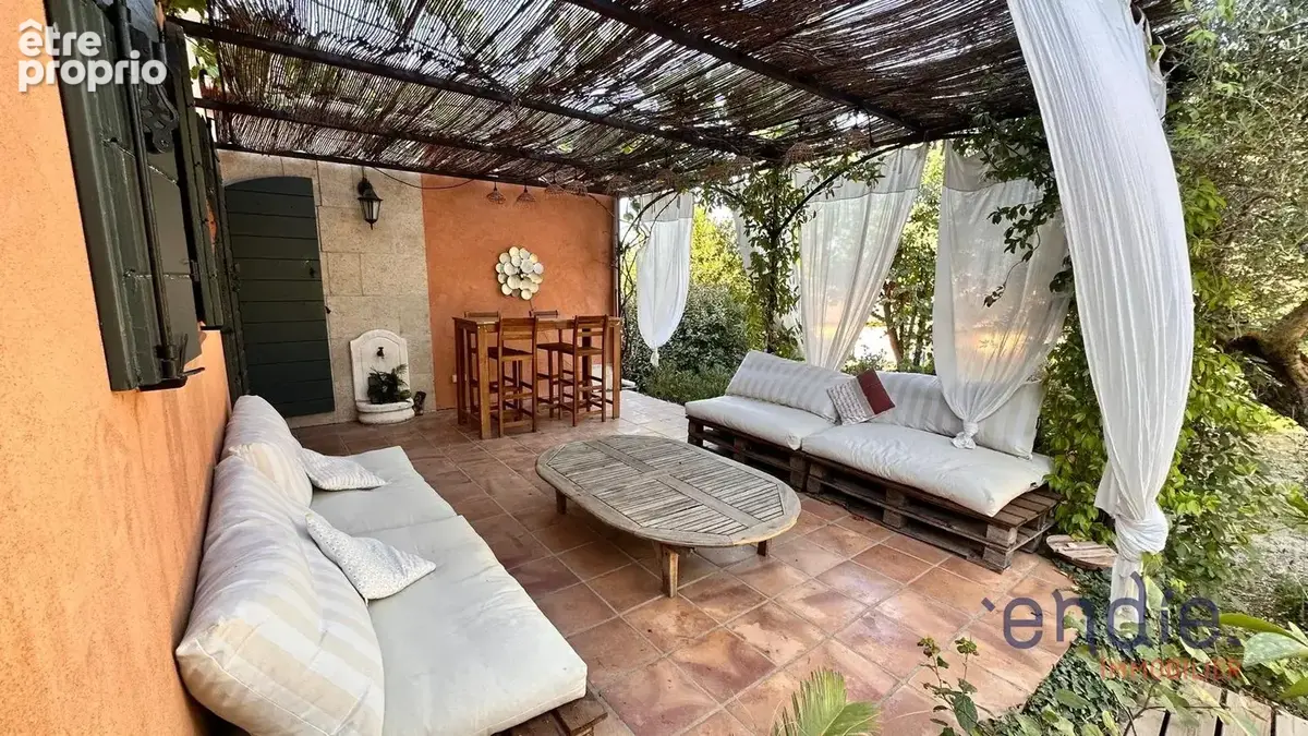 A Lorgues, charmante bastide de 158m2, 4 chambres, studio et piscine - photo 15