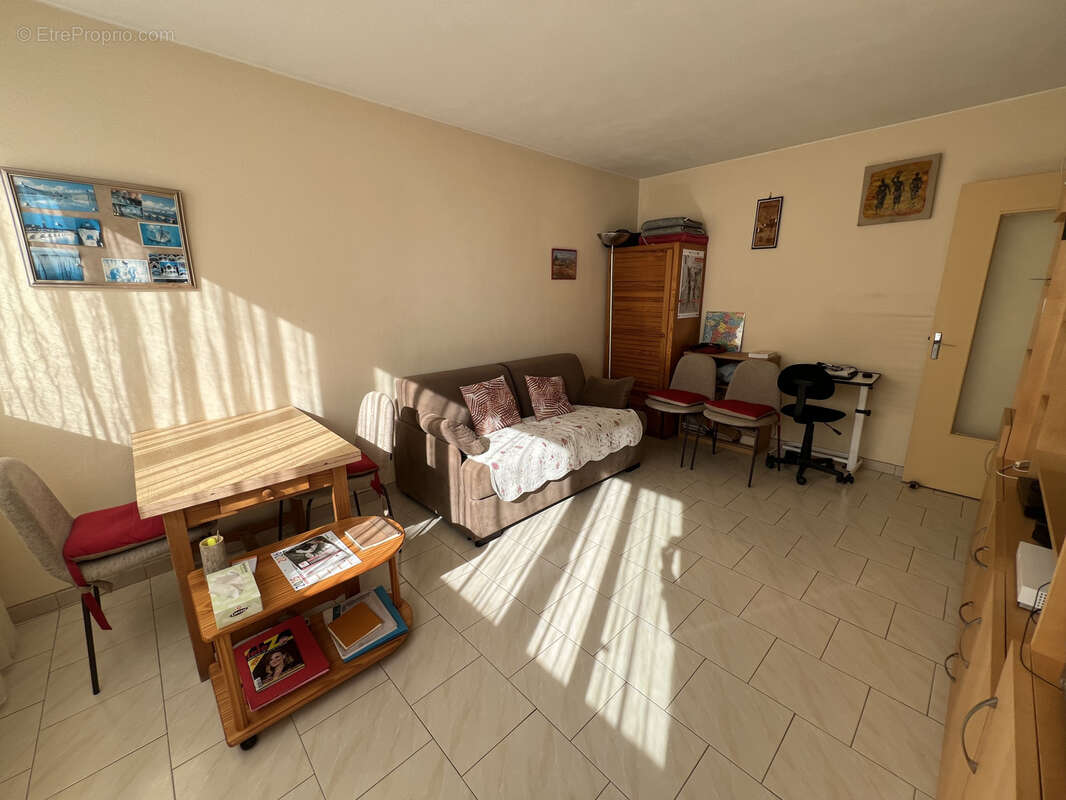 Appartement à LE CANNET