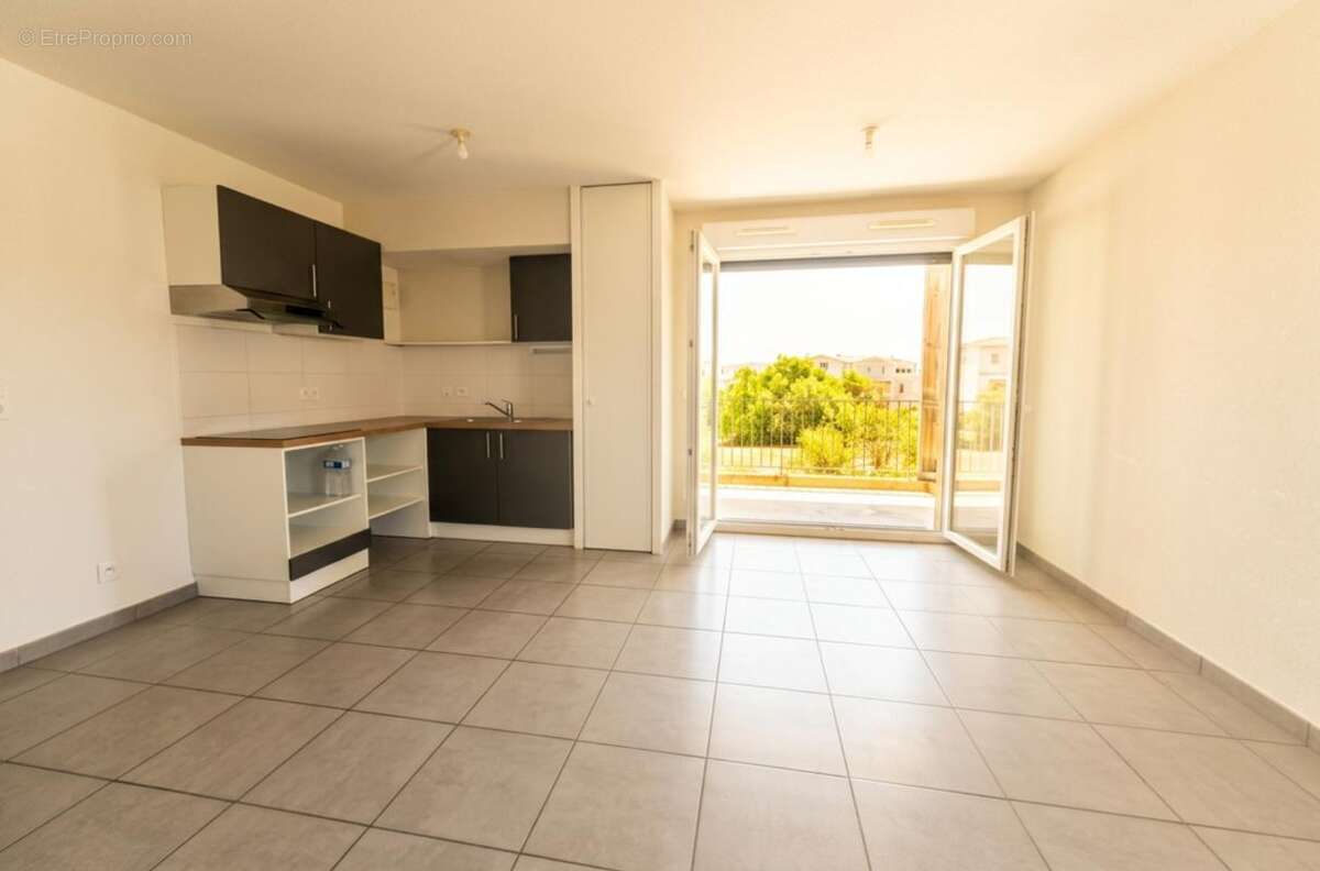 Appartement à vendre 3 pièces VILLENAVE D'ORNON (33) - photo 2