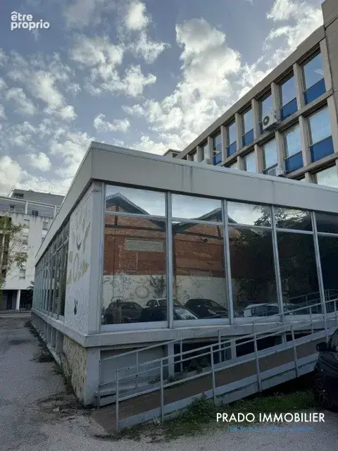 Immeuble de bureaux Capelette - photo 2