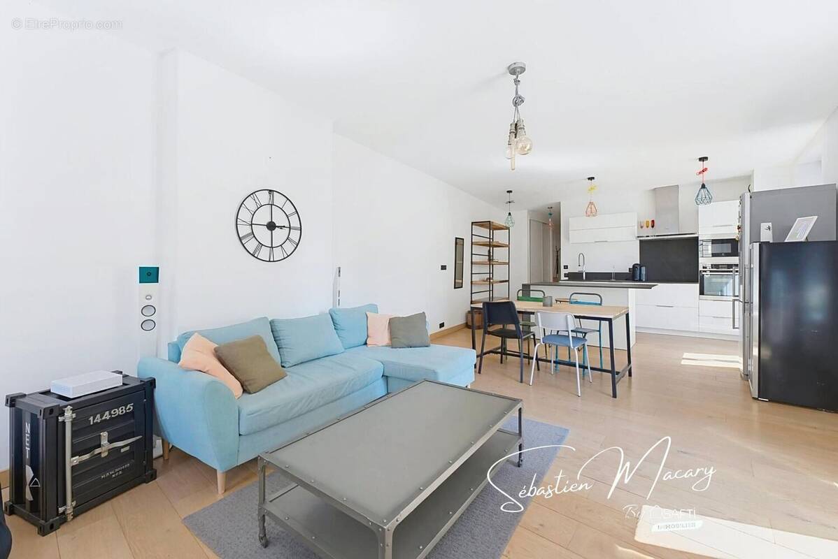 Photo 1 - Appartement à BORDEAUX