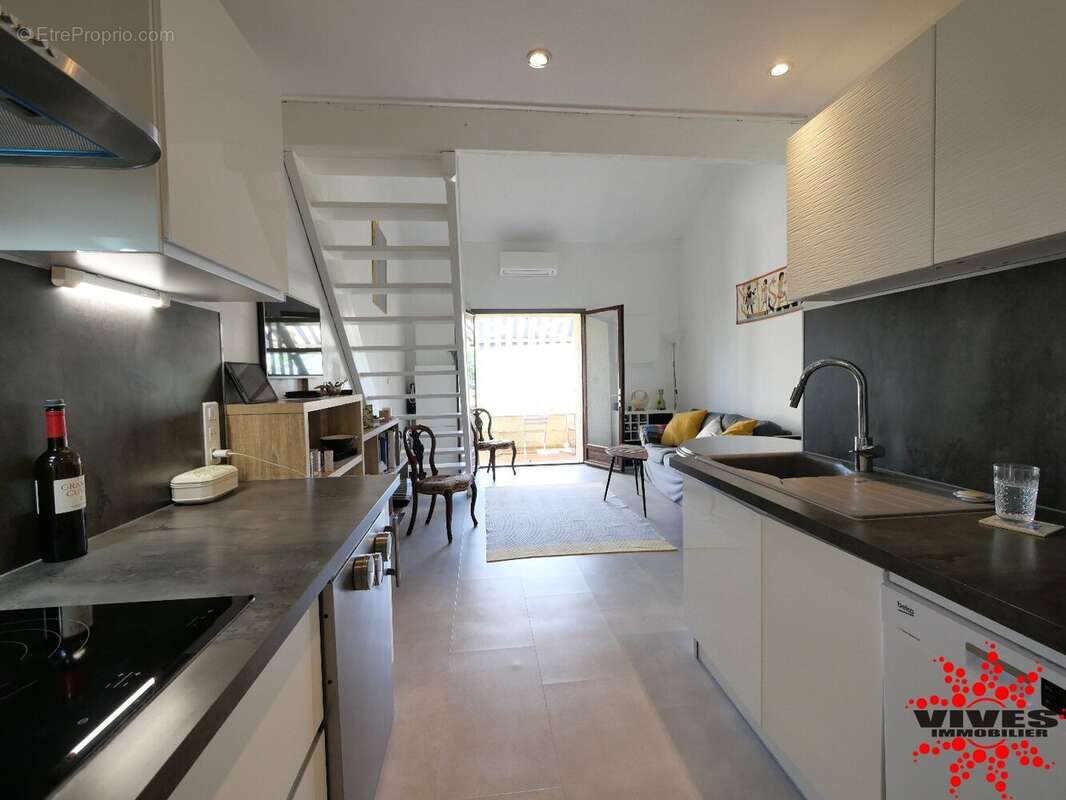 Appartement T2 en duplex avec terrasse et parking - photo 4