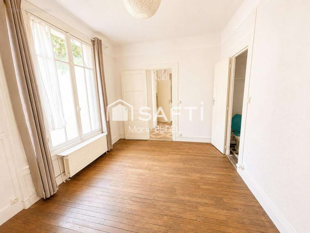 Photo 2 - Appartement à ISSY-LES-MOULINEAUX