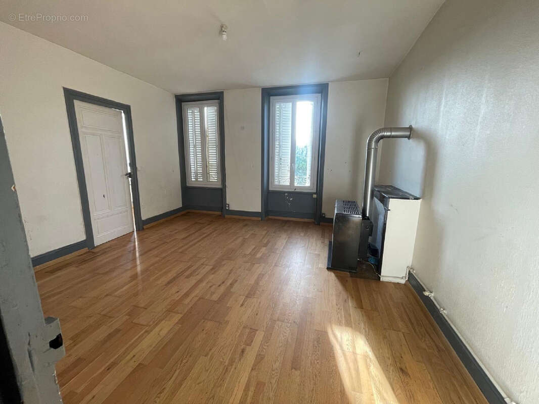 Appartement à SAINT-RAMBERT-D'ALBON