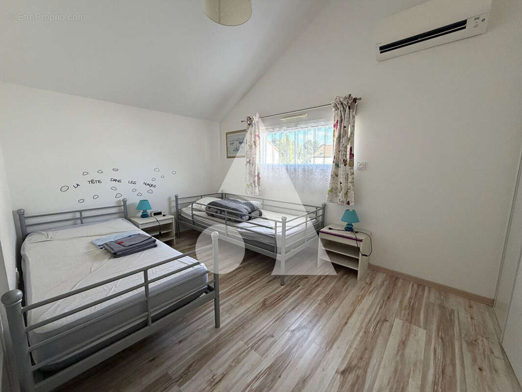 Maison à LES MATHES