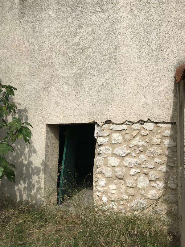 Maison à CHATEAURENARD