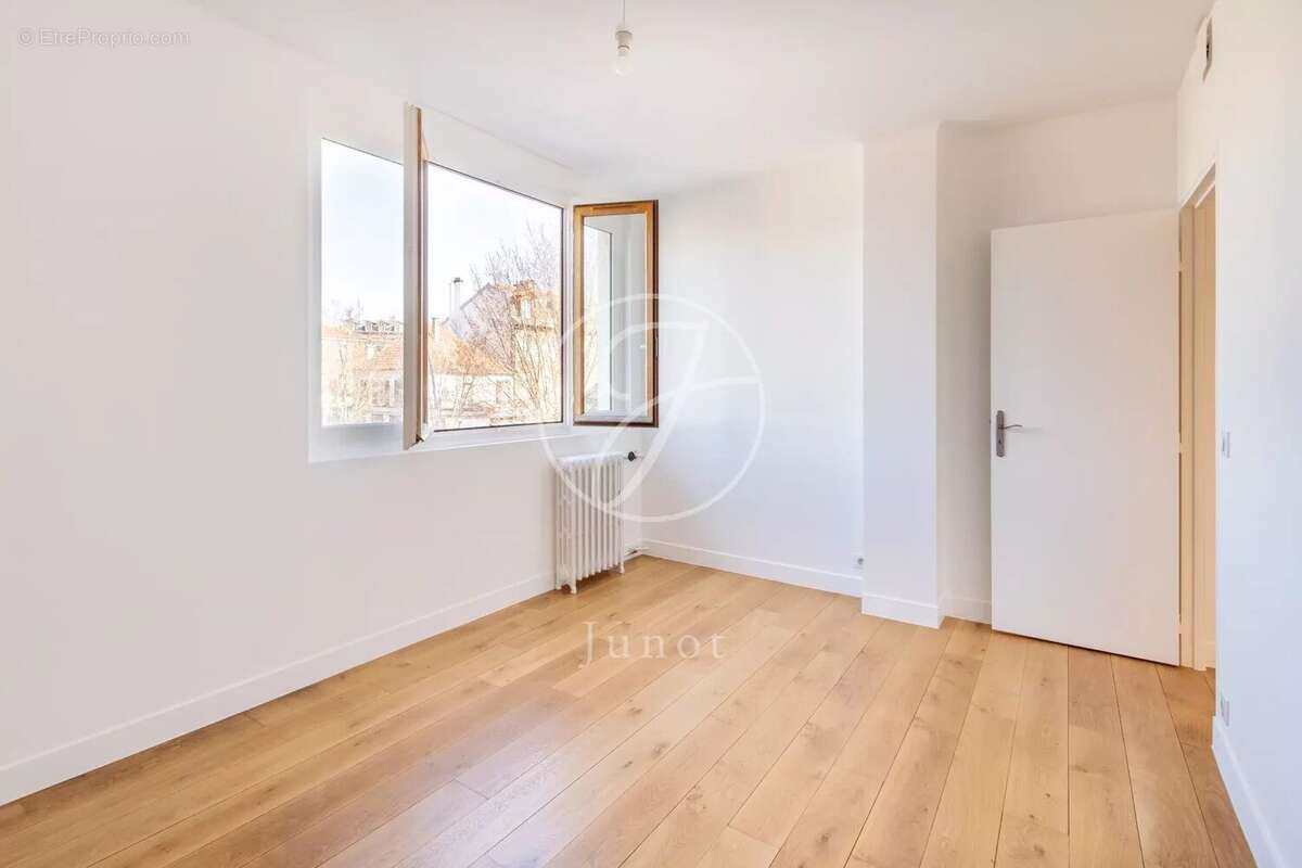 Appartement à LE VESINET