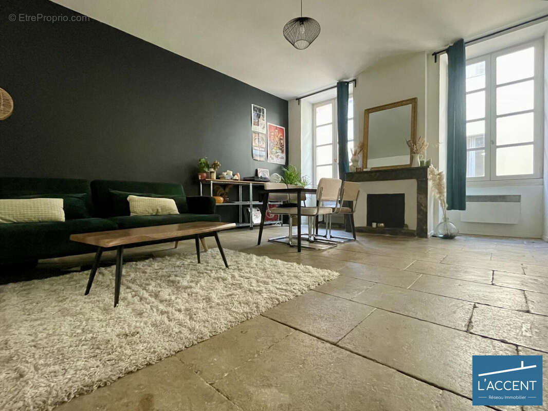 Appartement à NIMES