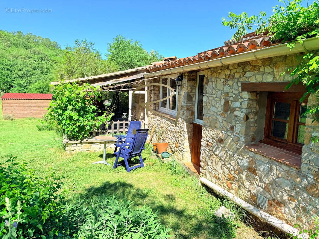 Maison à BARJAC