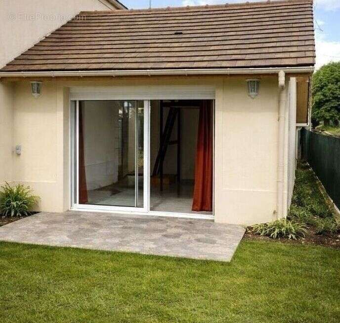 Maison à LA FRETTE-SUR-SEINE