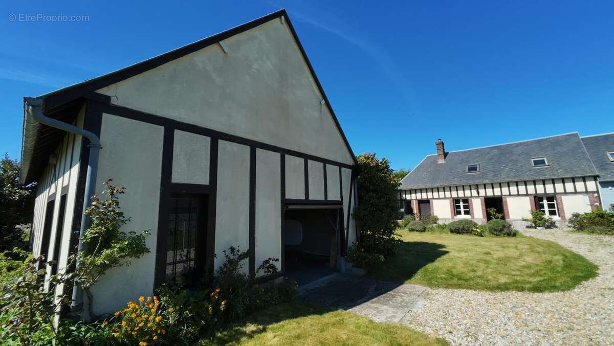 Maison à SAINT-MARTIN-AUX-BUNEAUX
