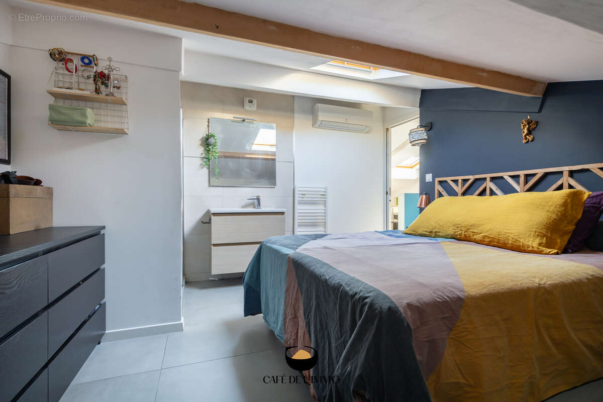 Appartement à MARSEILLE-12E