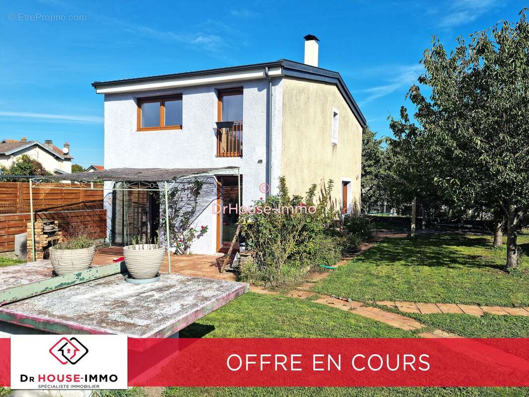 Maison à ROSIERES-AUX-SALINES