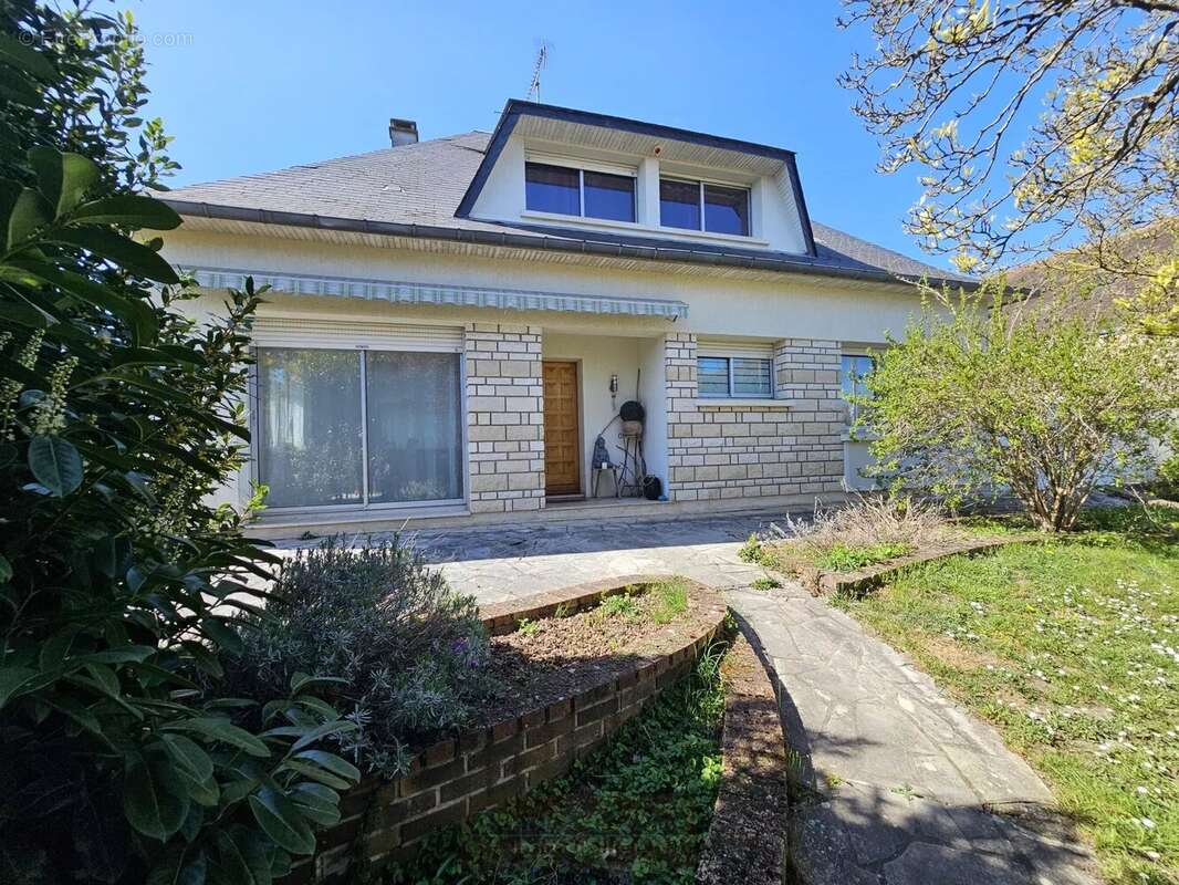 Maison à VILLEMANDEUR