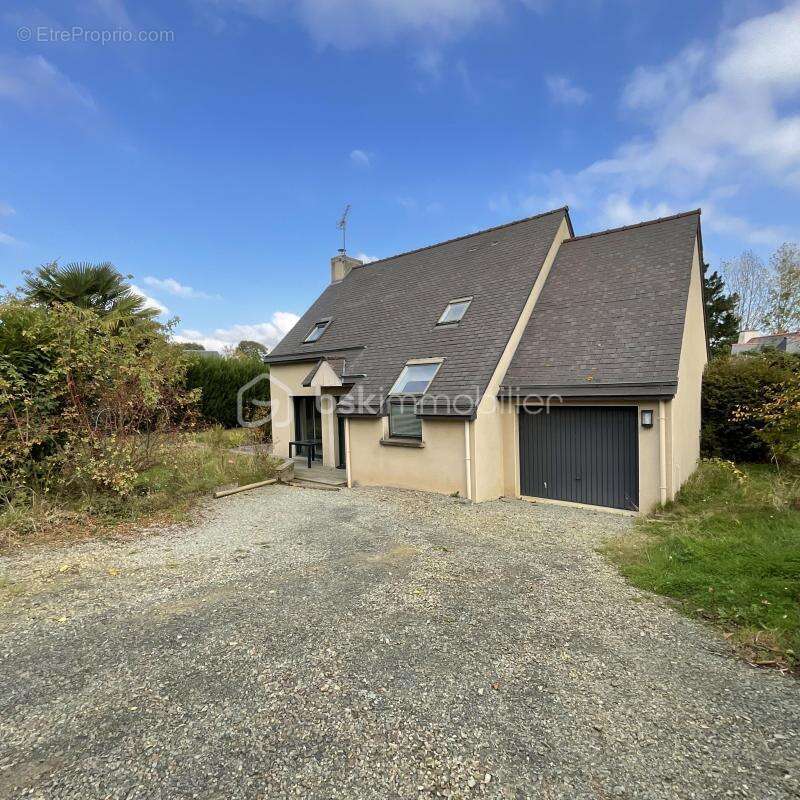 Maison à LE MINIHIC-SUR-RANCE