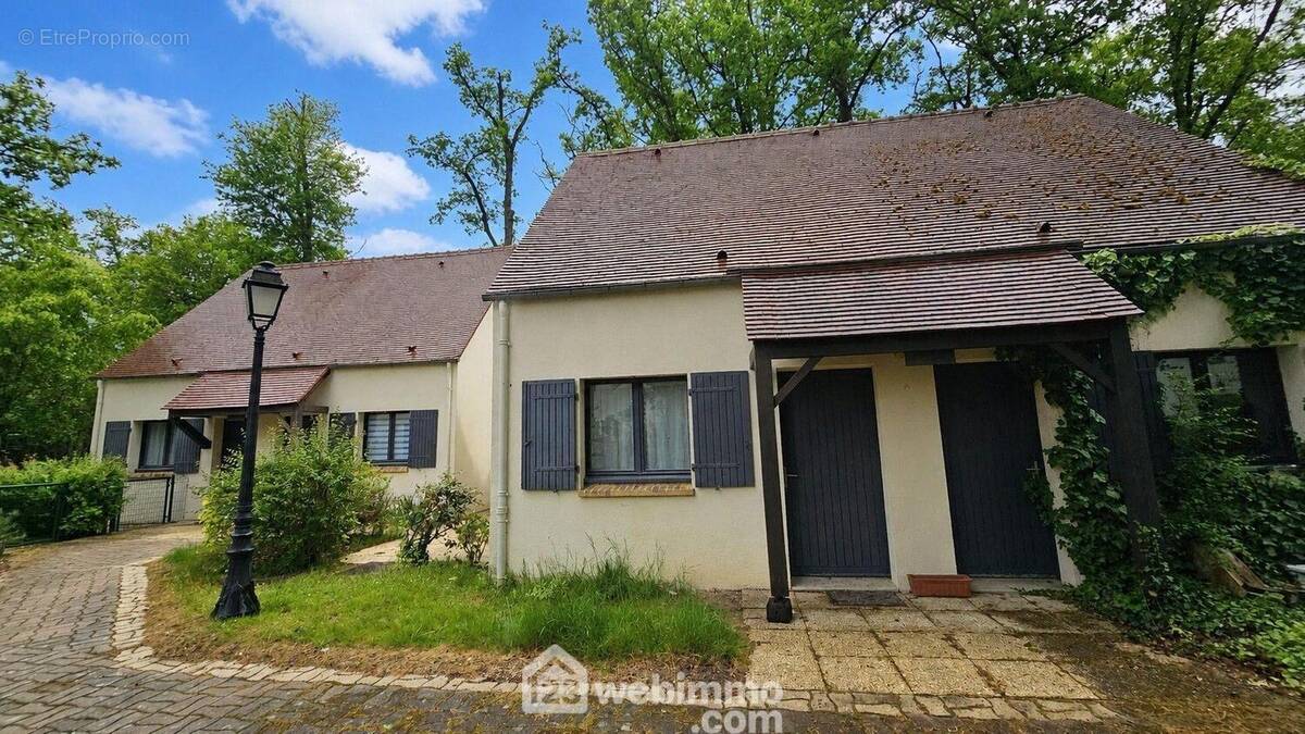 Bienvenue dans cette jolie maison. - Maison à FONTAINEBLEAU