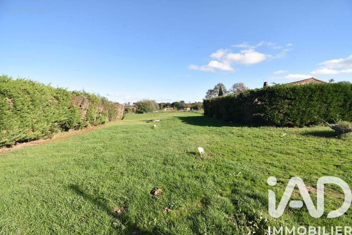 Photo 2 - Terrain à LHERM