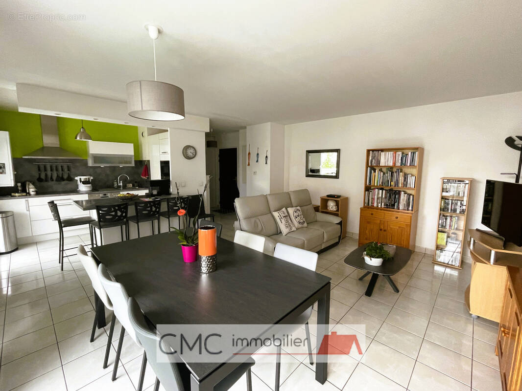 Appartement à LUCE