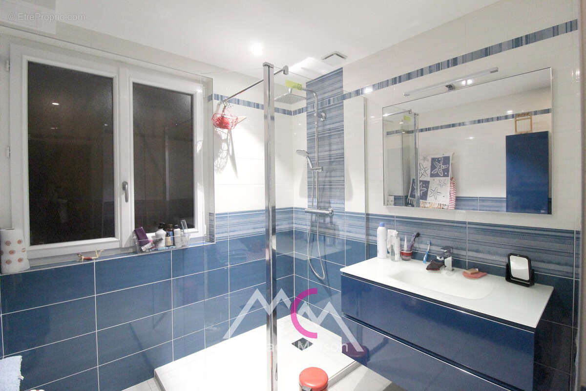 Maison à LA CHAPELLE-LAUNAY