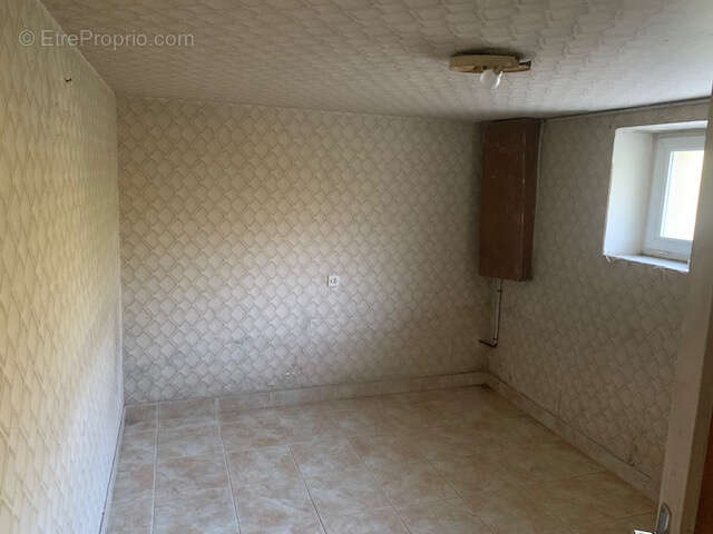 Maison à SAINT-GERAND