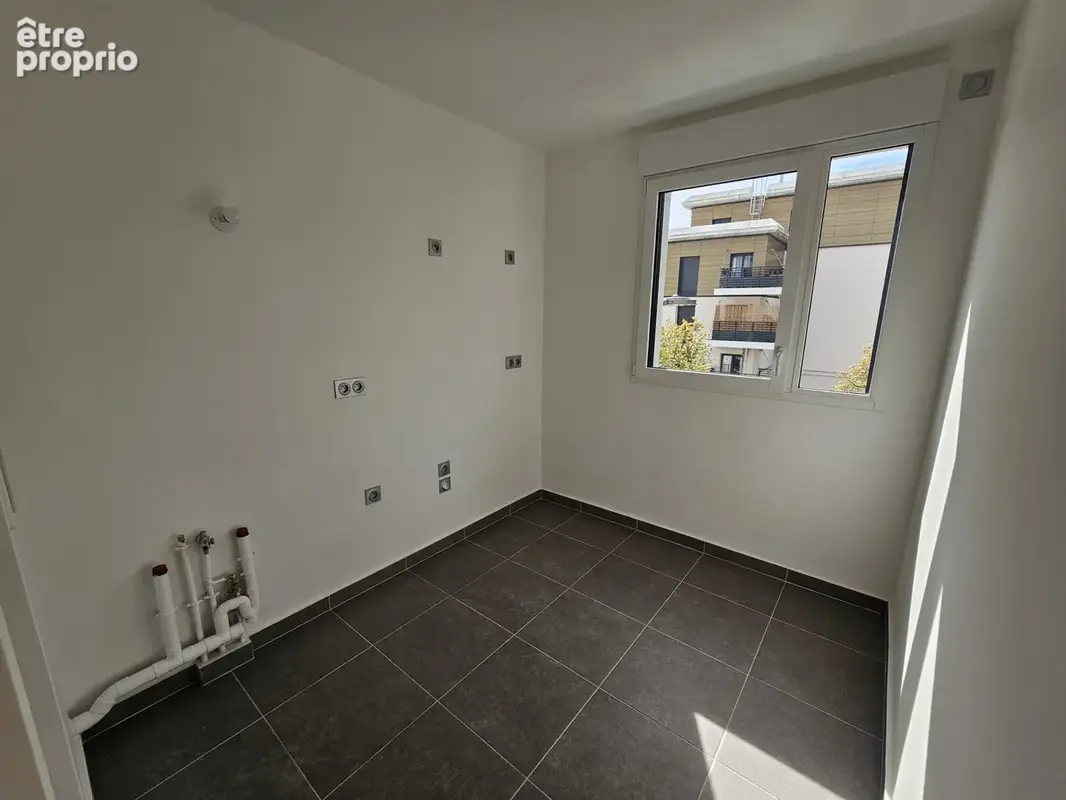 4p de 97 m2 en étage avec terrasse de 36m2   Expo Sud-Ouest - photo 5