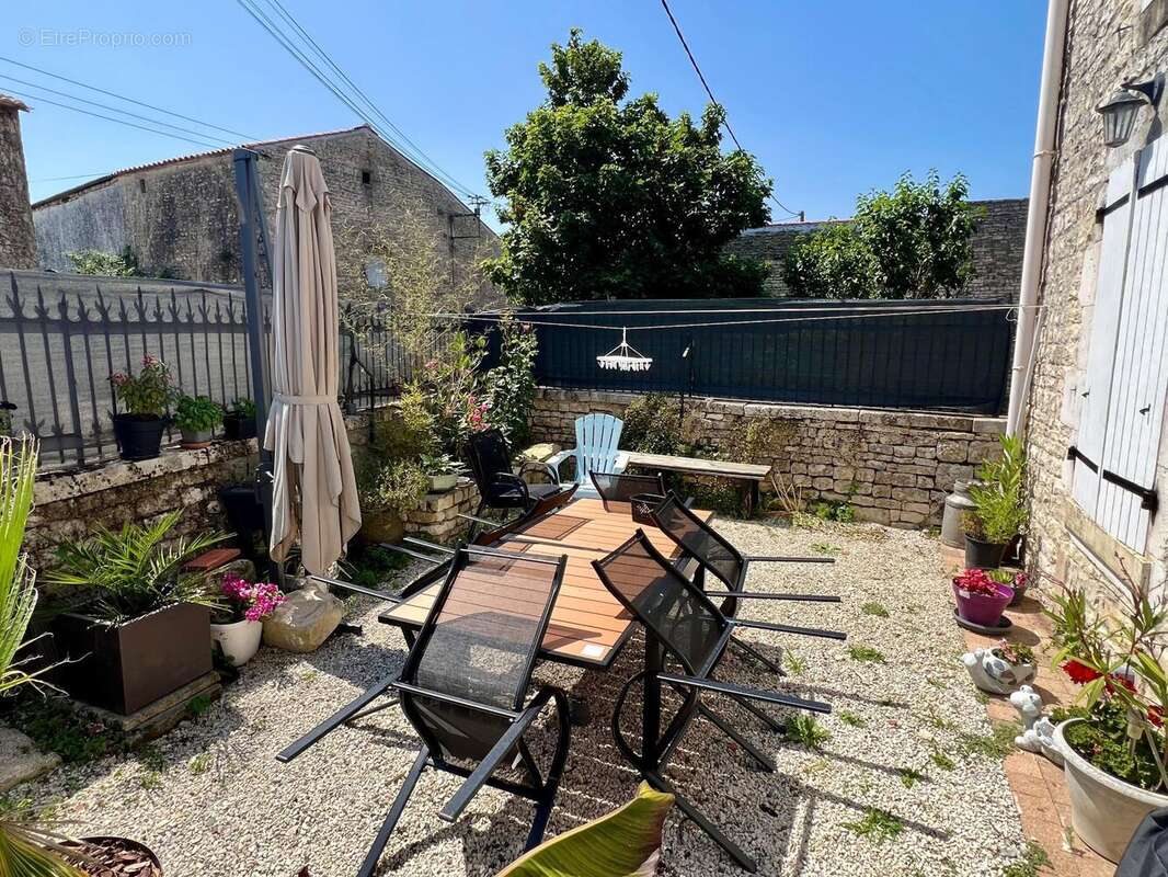 Maison 150 m² à La Villedieu  - photo 9