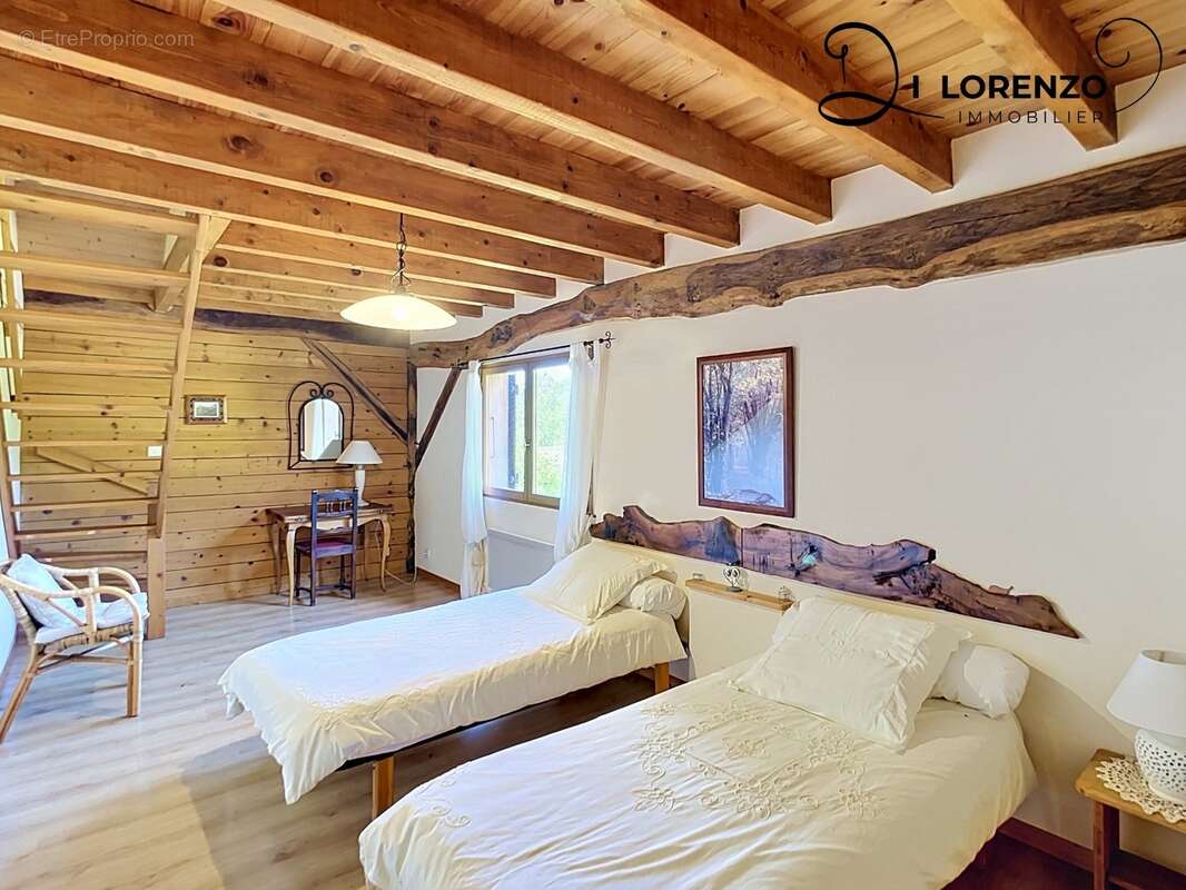 Maison à vendre 232 m² habitable LEPIN LE LAC (73) - photo 3