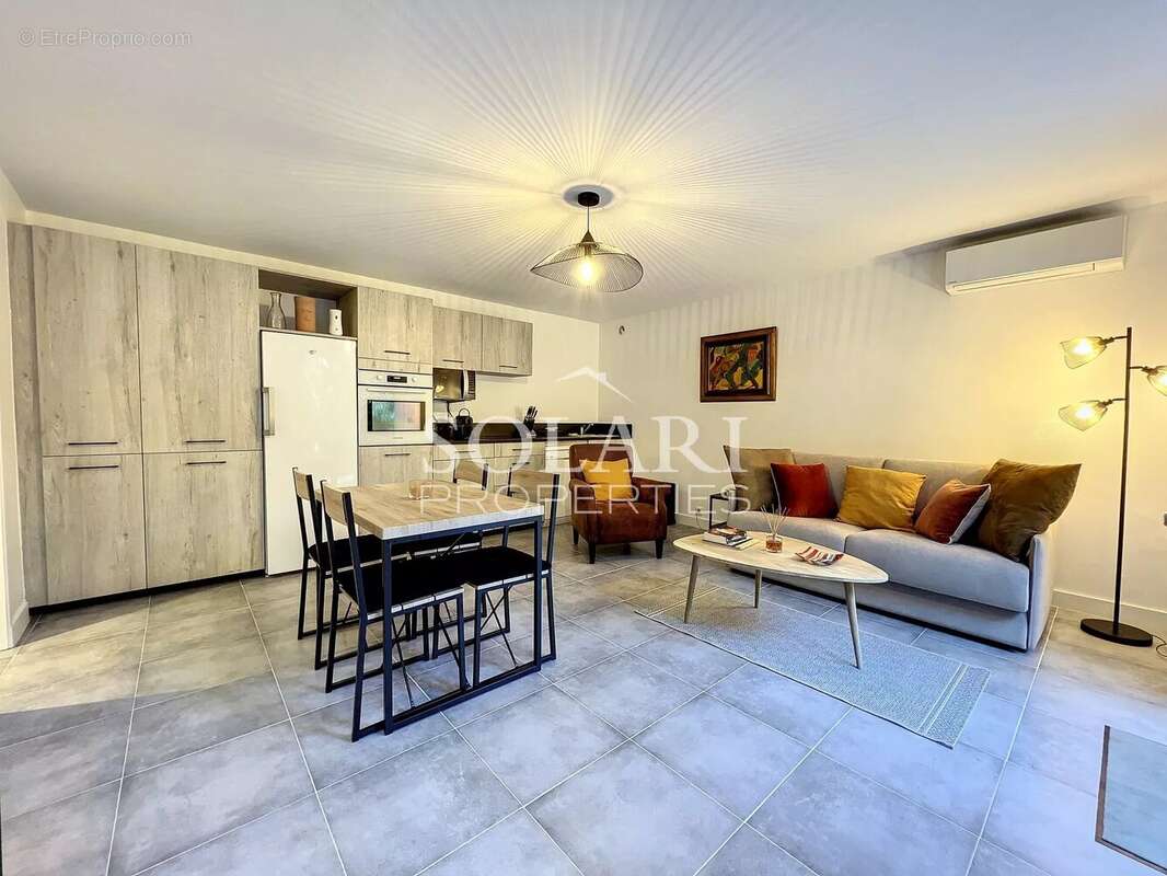 Maison à THEOULE-SUR-MER