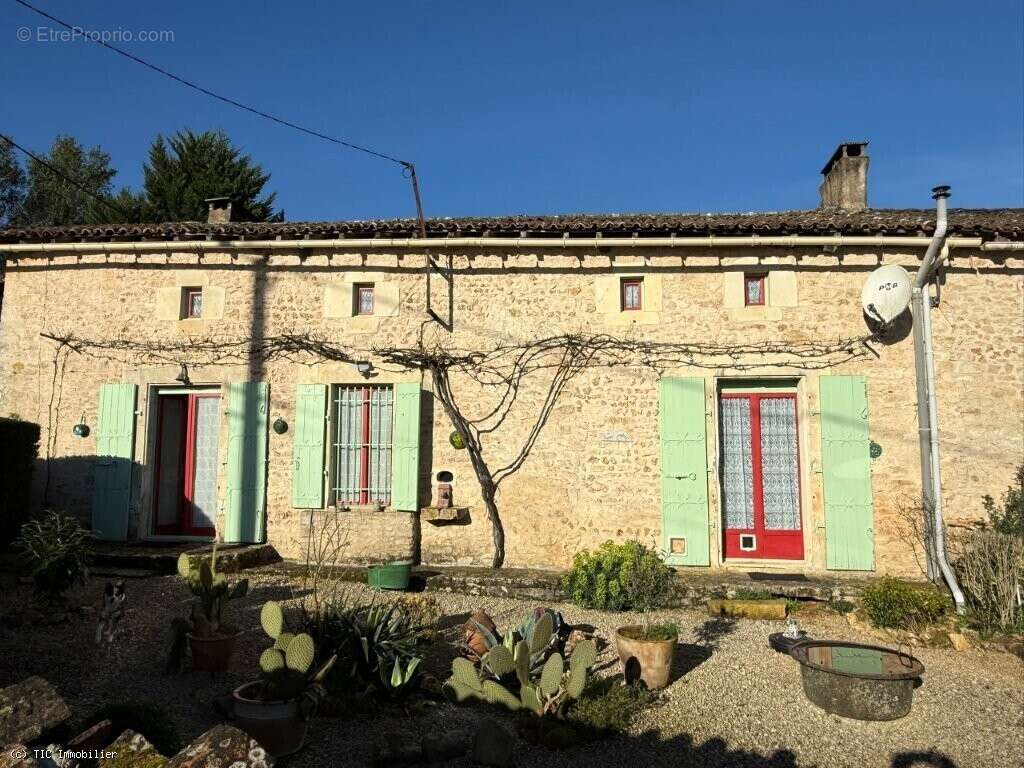 Maison à SAUZE-VAUSSAIS