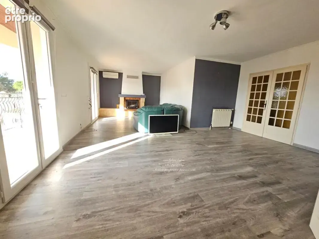 Maison vigneronne avec piscine et fort potentiel - photo 6
