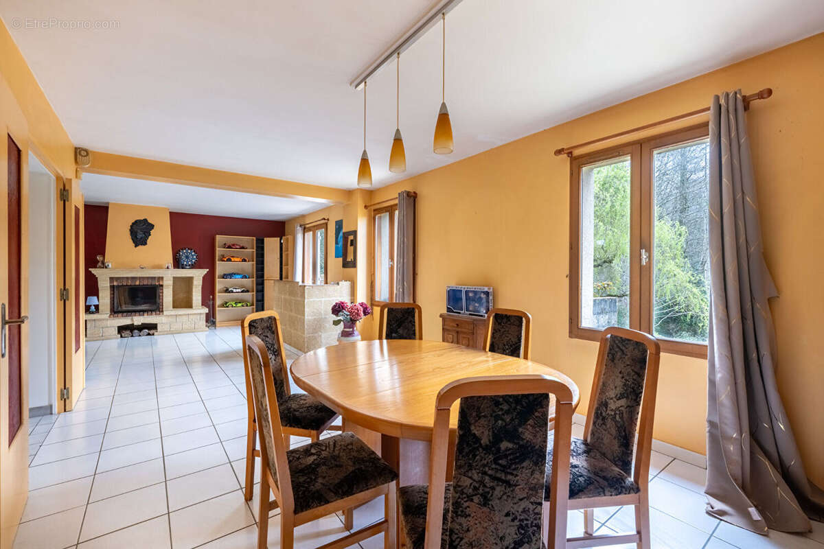 Maison à MAGNY-EN-VEXIN