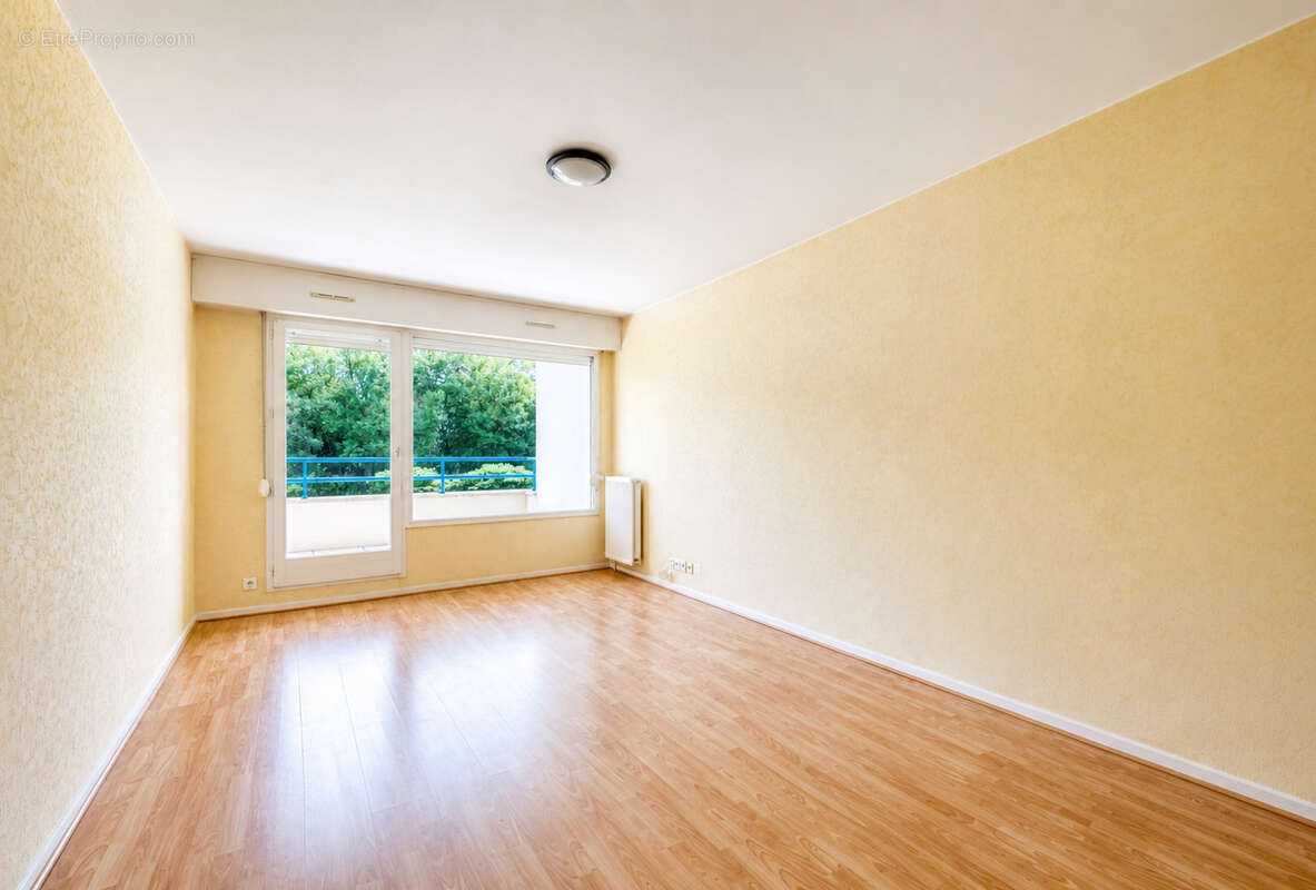 Appartement à SAINT-JACQUES-DE-LA-LANDE