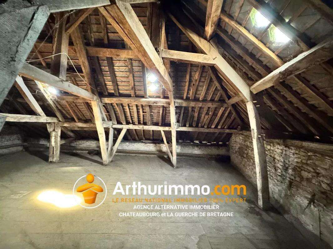 Maison à LA GUERCHE-DE-BRETAGNE