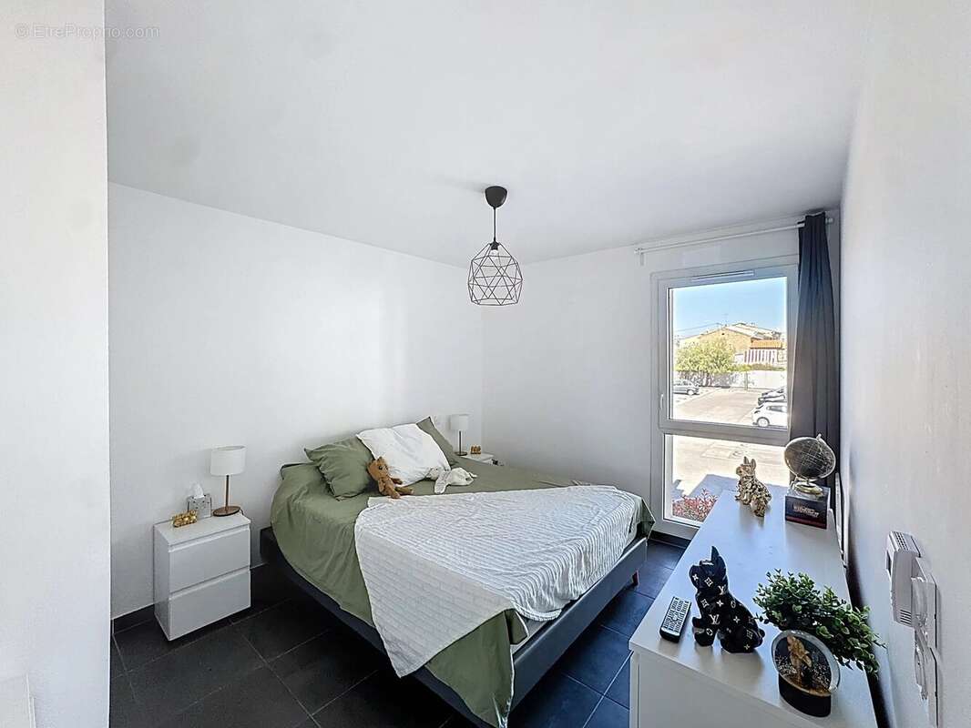 Appartement à SAINT-CYR-SUR-MER