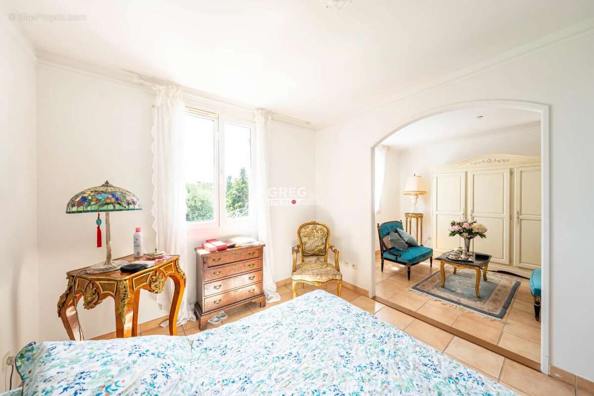 Maison à VILLENEUVE-LOUBET