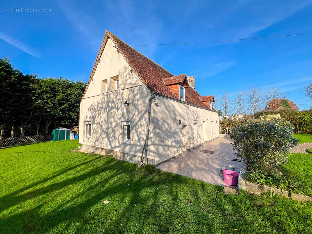 Maison à RANES