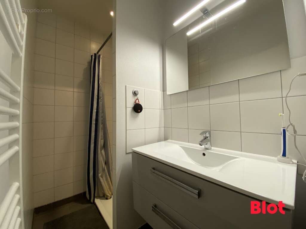 Appartement à JANZE