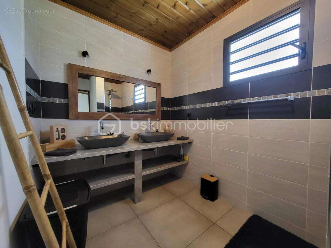 Appartement à SAINT-PIERRE