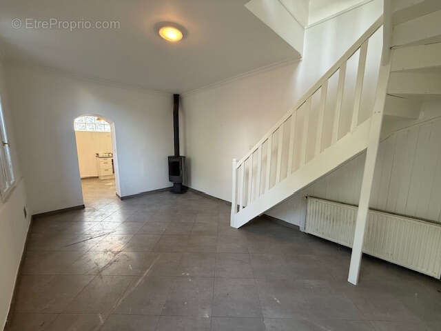 Maison à MERY-SUR-OISE