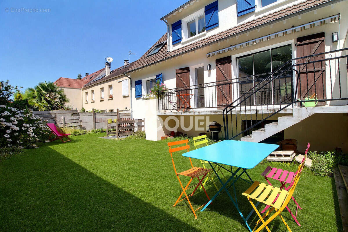 Maison Velizy Bas 6 pièces 165m² - photo 2