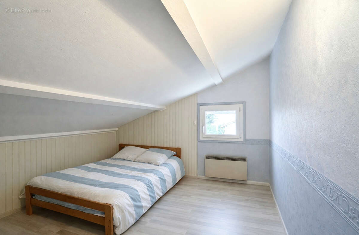 Maison à PONT-DU-CHATEAU