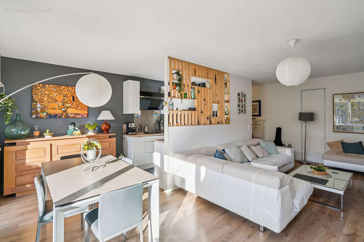 Appartement à NANTERRE