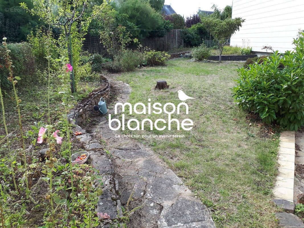 Maison à LES PONTS-DE-CE