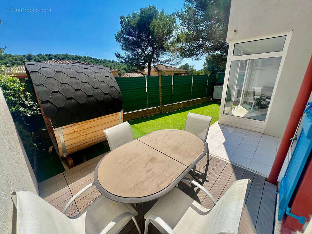 Appartement à MOUGINS