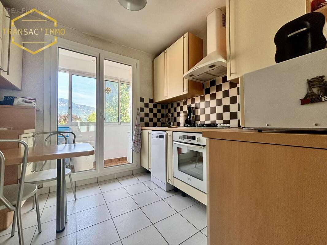 n°2 - Appartement à FONTAINE