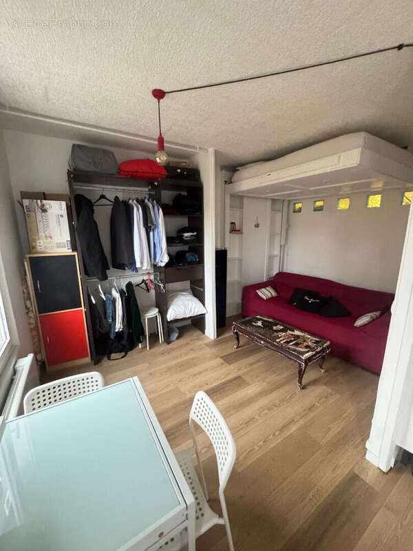Appartement à PARIS-19E