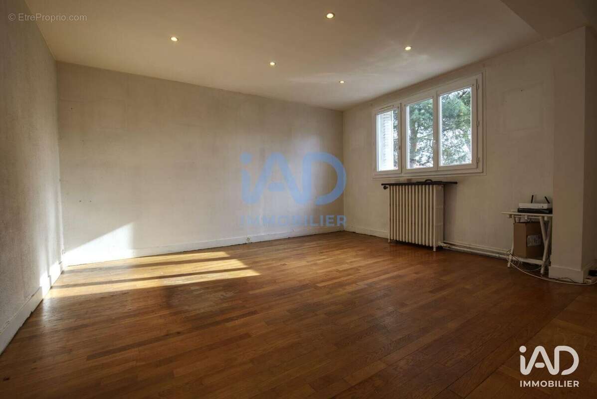 Photo 7 - Maison à VILLECRESNES