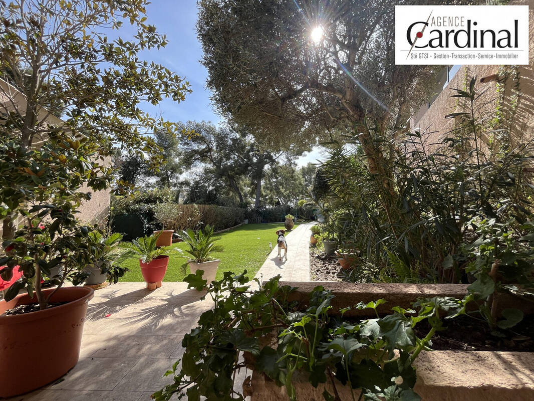 Appartement à CARRY-LE-ROUET