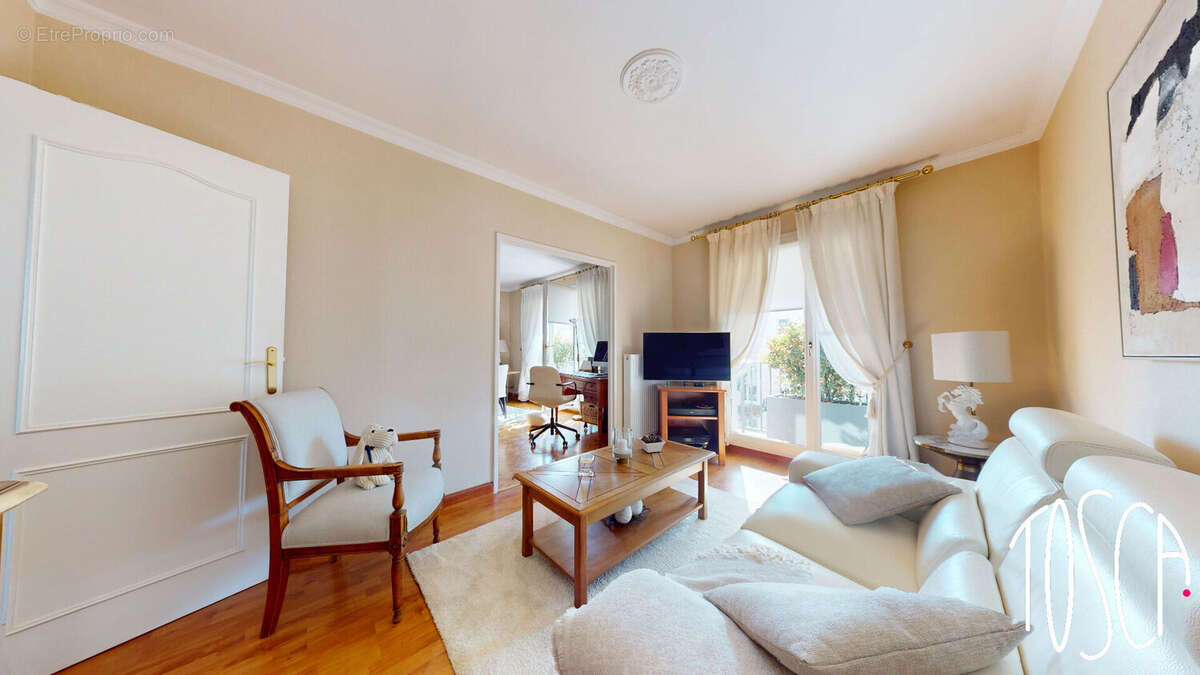 Appartement à THIAIS