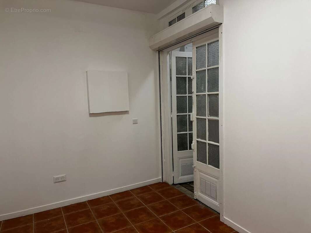 Commerce à PARIS-17E